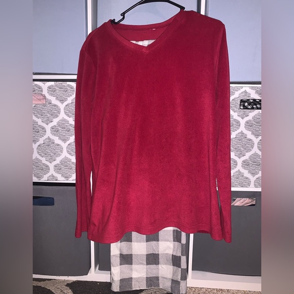 Flannel Pjs - Picture 3 of 16